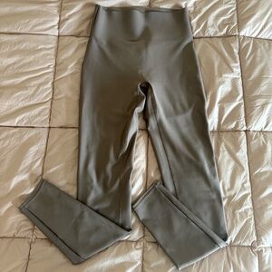 Alo Airlift High-Waist Sleek Legging - Mushroom